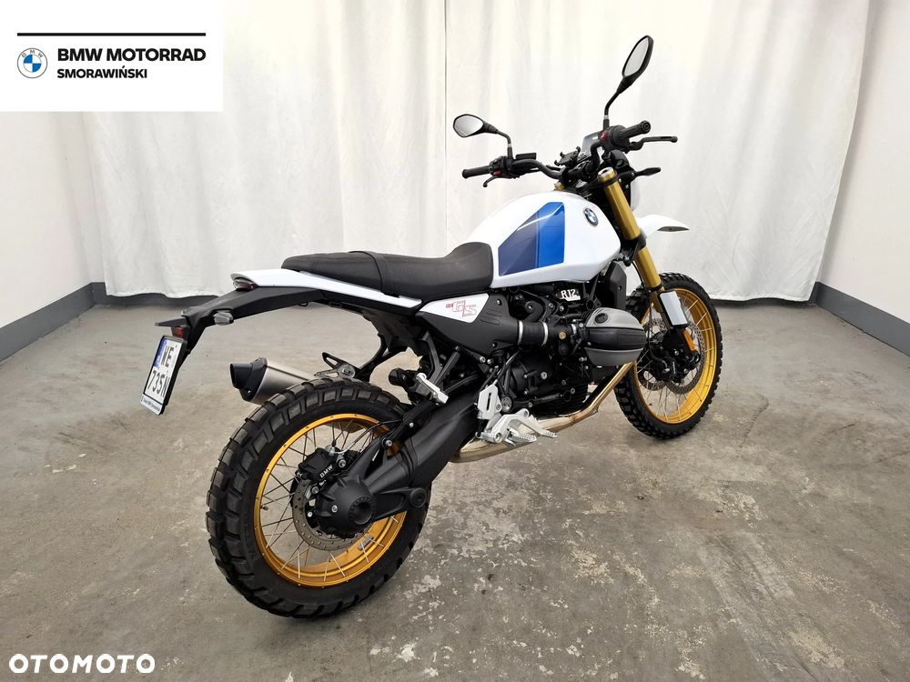 BMW R - 8