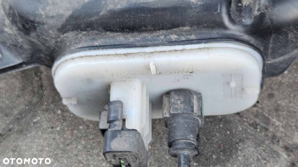 Citroen C5 III X7 1.6 2.0 HDI zbiornik zbiorniczek płynu FAP DPF - 6