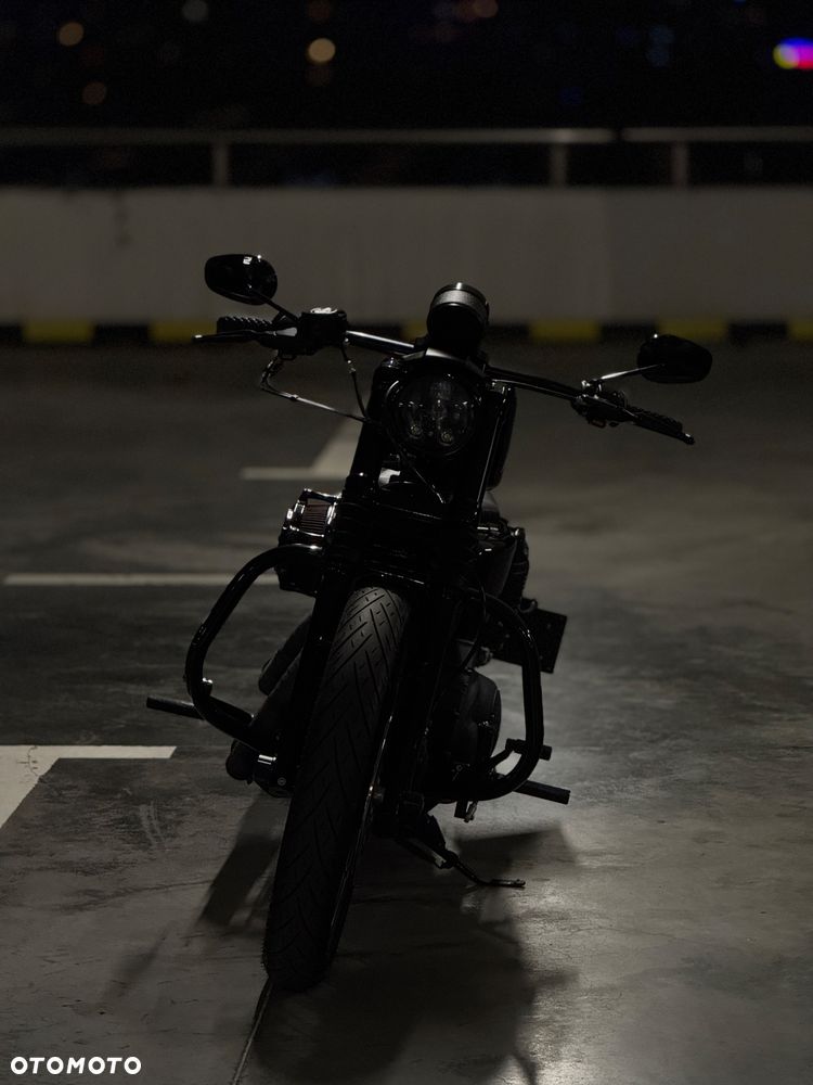 Harley-Davidson Sportster Iron 1200 - 14