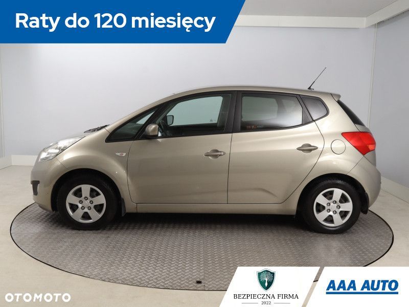 Kia Venga - 4