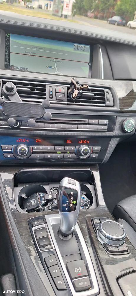 BMW Seria 5 520d Touring Aut. Luxury Line - 25