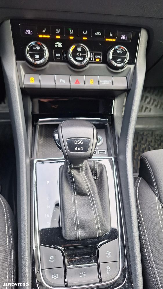 Skoda Karoq 2.0 TDI 4X4 DSG Sportline - 6