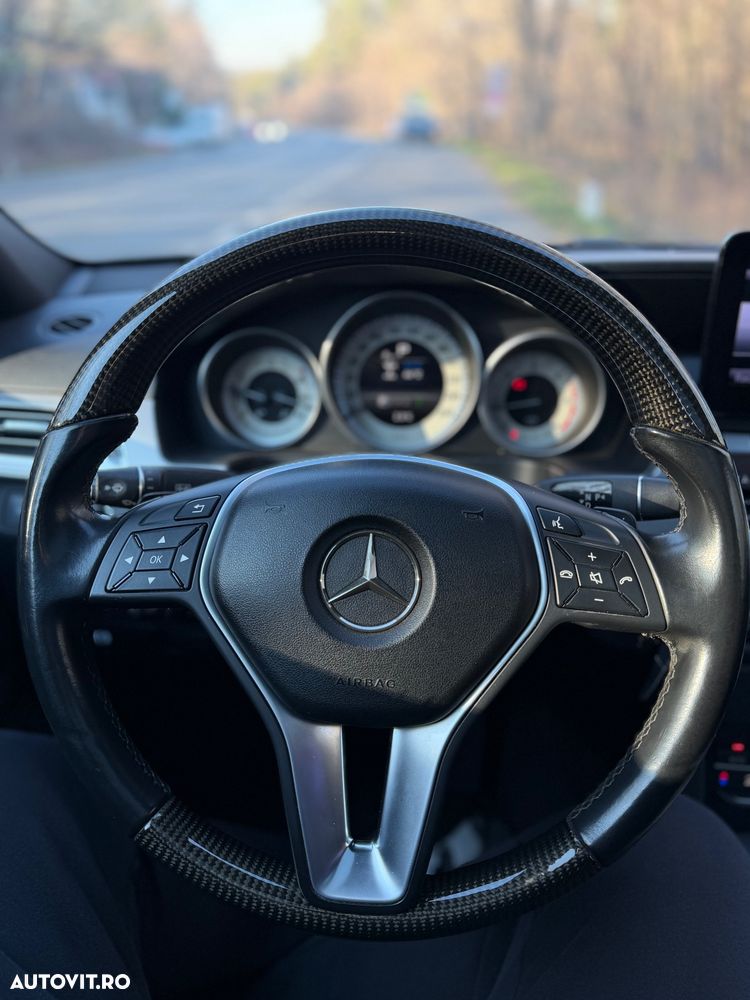 Mercedes-Benz E 250 BlueTEC 4Matic 7G-TRONIC Avantgarde - 22