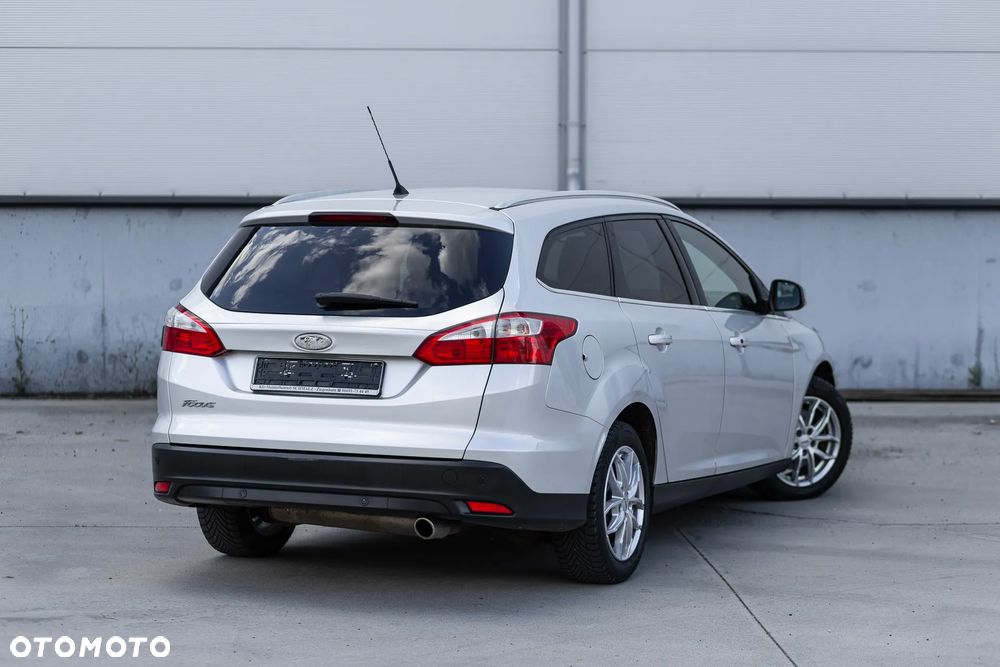 Ford Focus - 11