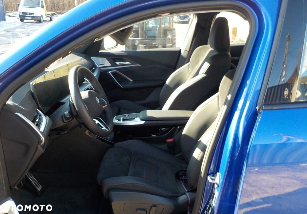 BMW X2 - 40