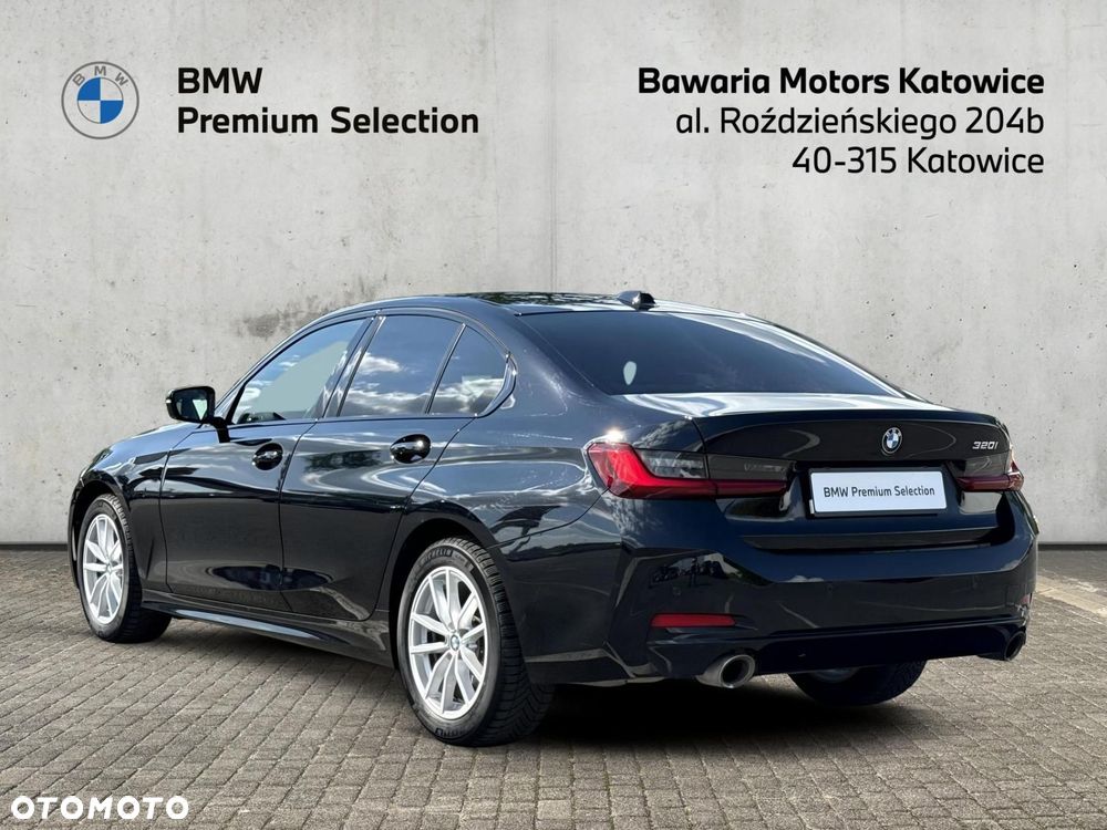 BMW Seria 3 320i - 3
