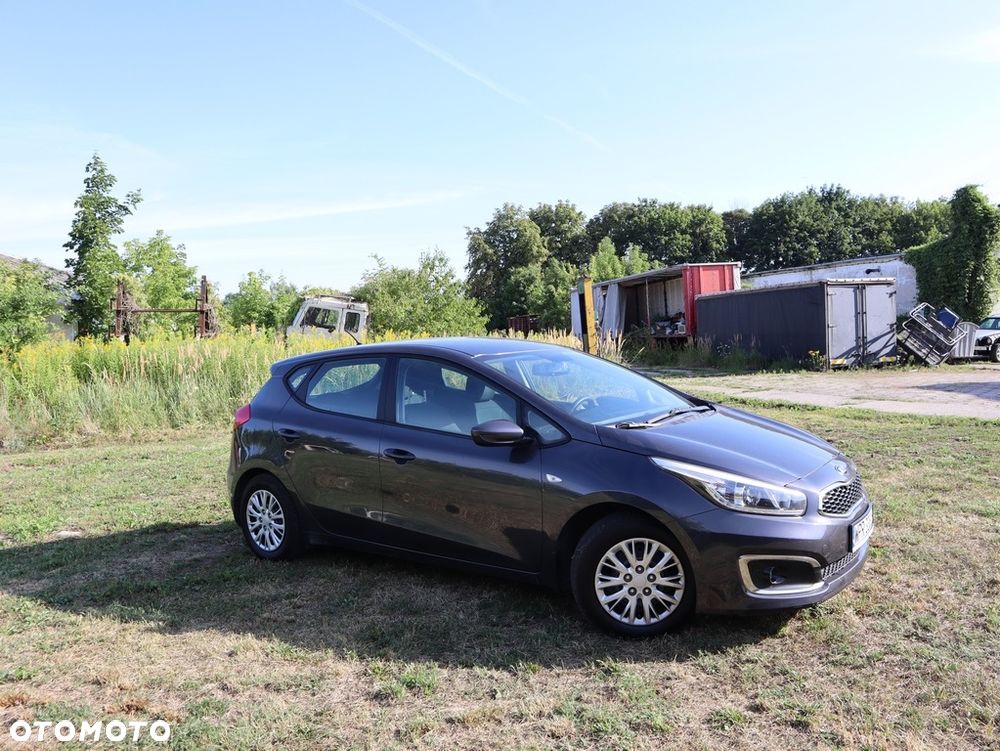 Kia Ceed Cee'd 1.6 CRDi M - 6