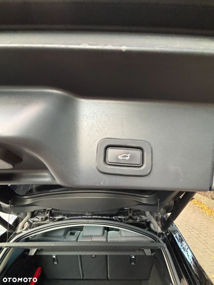 Land Rover Range Rover Evoque 2.0 P200 mHEV R-Dynamic SE - 40