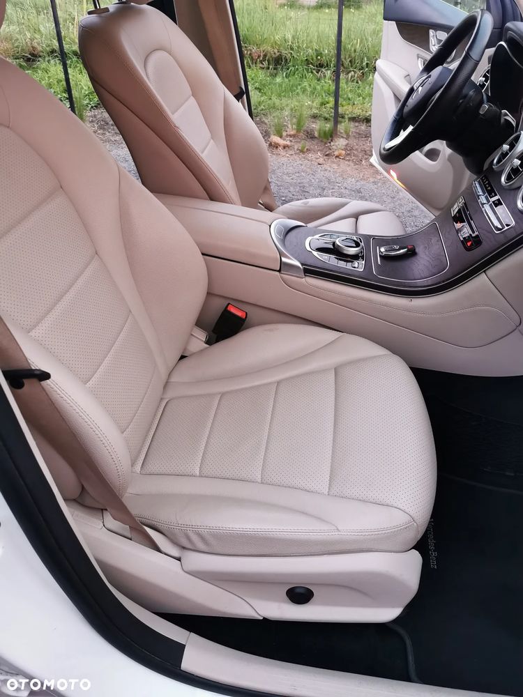 Mercedes-Benz GLC - 11