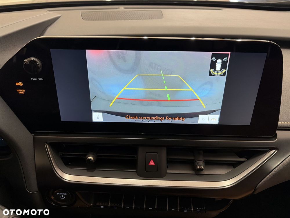 Lexus UX 300h Prestige - 17