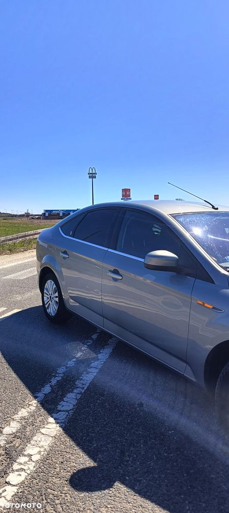 Ford Mondeo 1.8 TDCi Ghia - 10