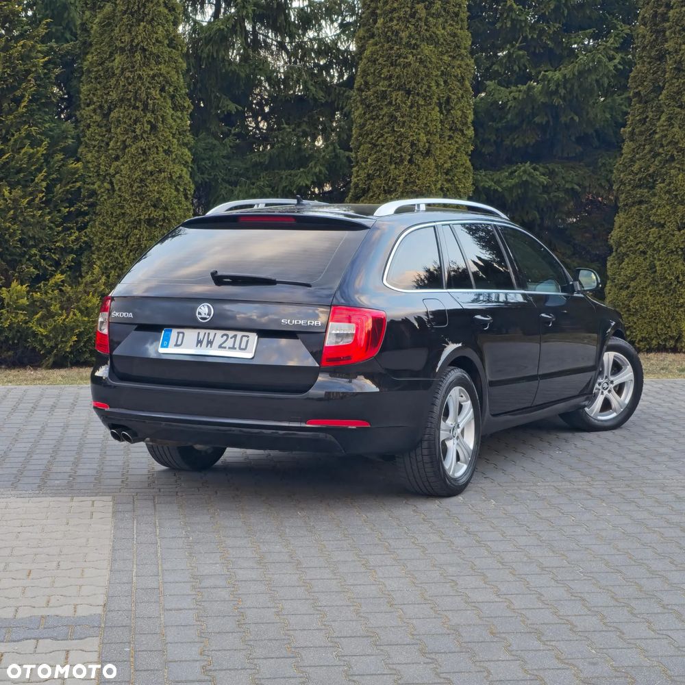 Skoda Superb 2.0 TDI DSG Comfort - 11