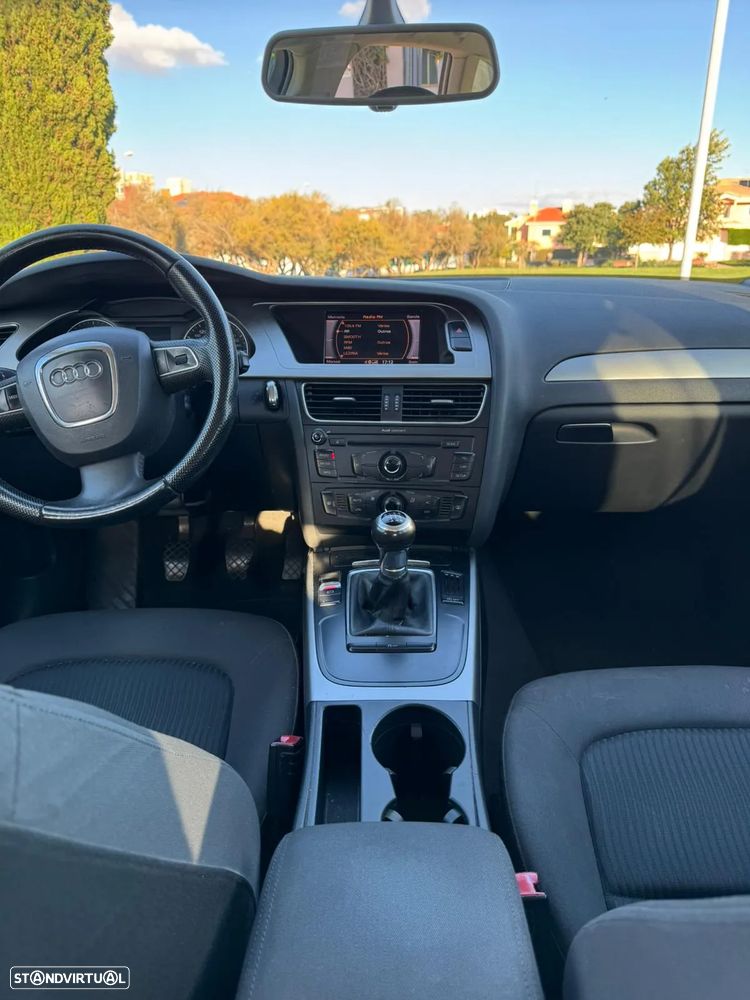 Audi A4 Avant 2.0 TDI Advance - 16