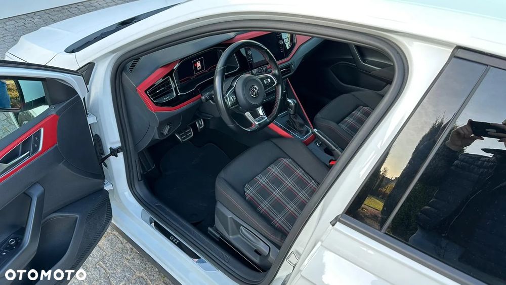 Volkswagen Polo 2.0 TSI GTI DSG - 20