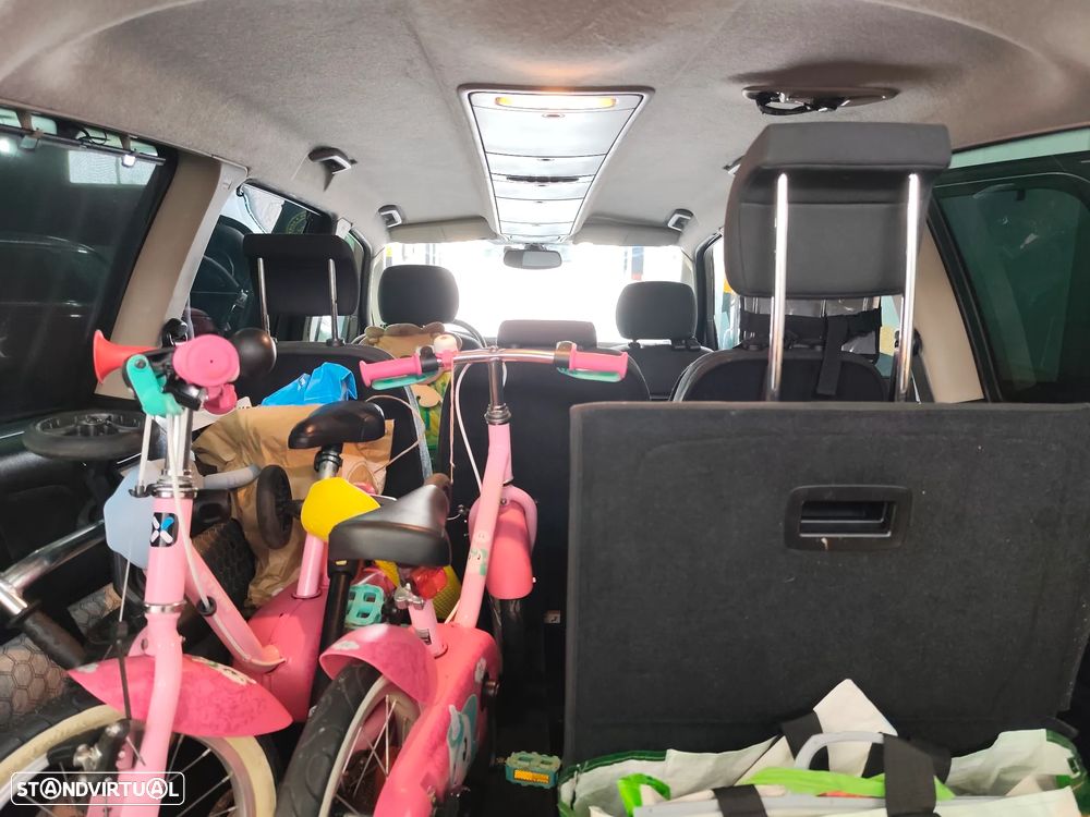 Ford Galaxy 2.0 TDCi Titanium - 17