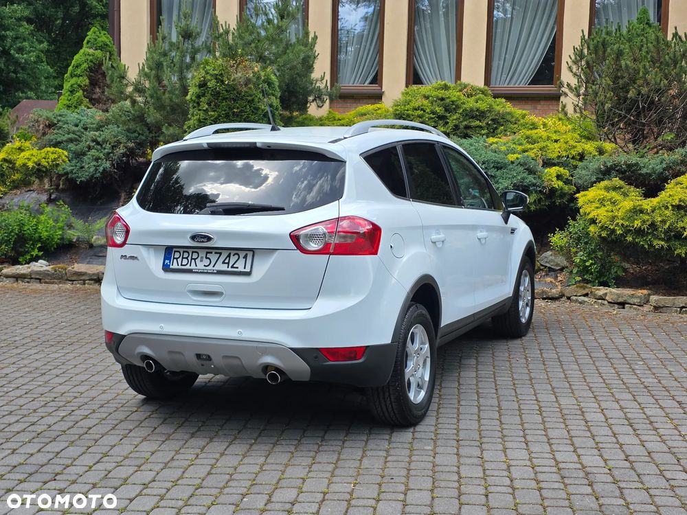 Ford Kuga - 28