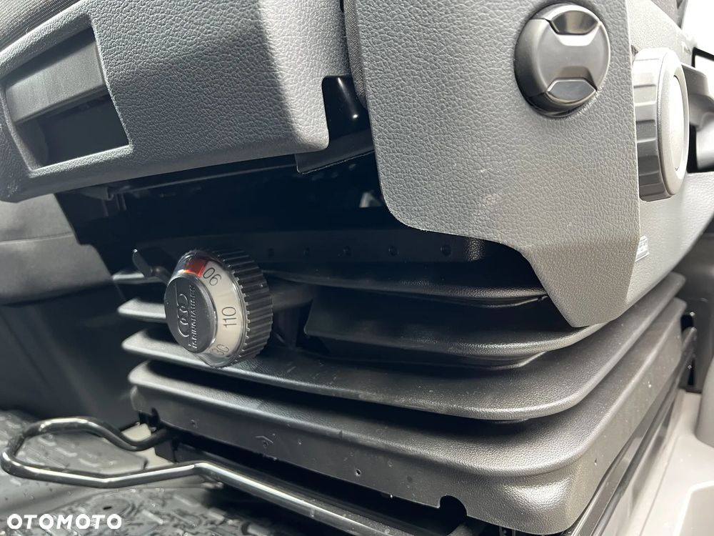 Volkswagen Crafter - 20