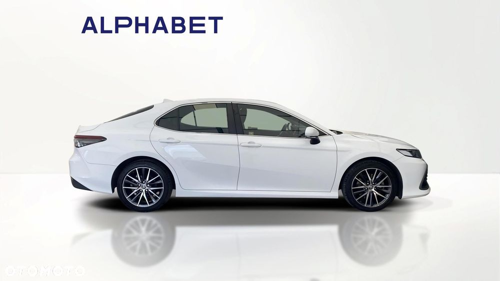 Toyota Camry 2.5 Hybrid Prestige CVT - 6