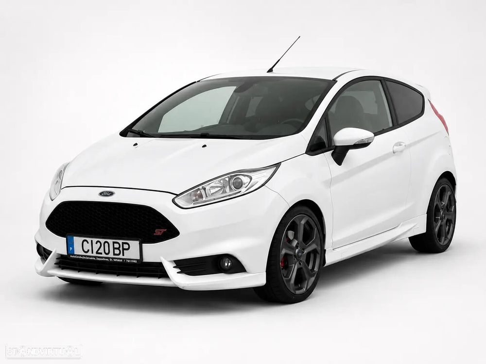 Ford Fiesta 1.6 EcoBoost c/ Pack Pele Desportiva ST - 29