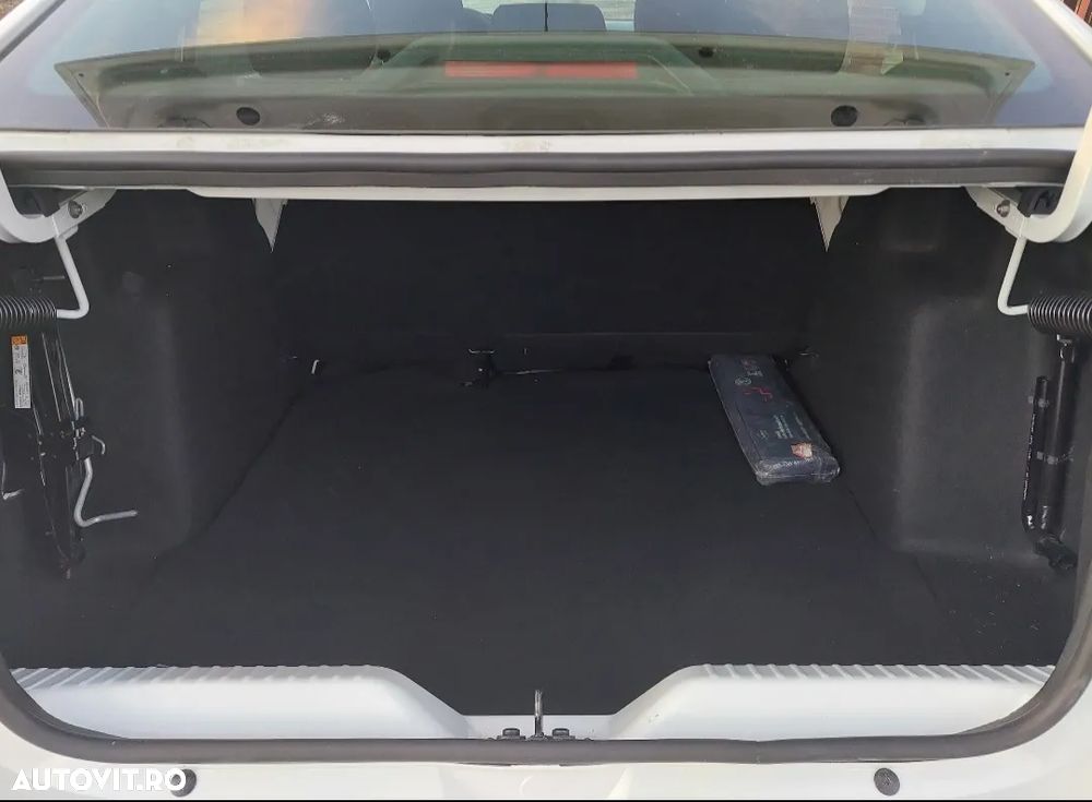 Dacia Logan SCe 65 Comfort - 10