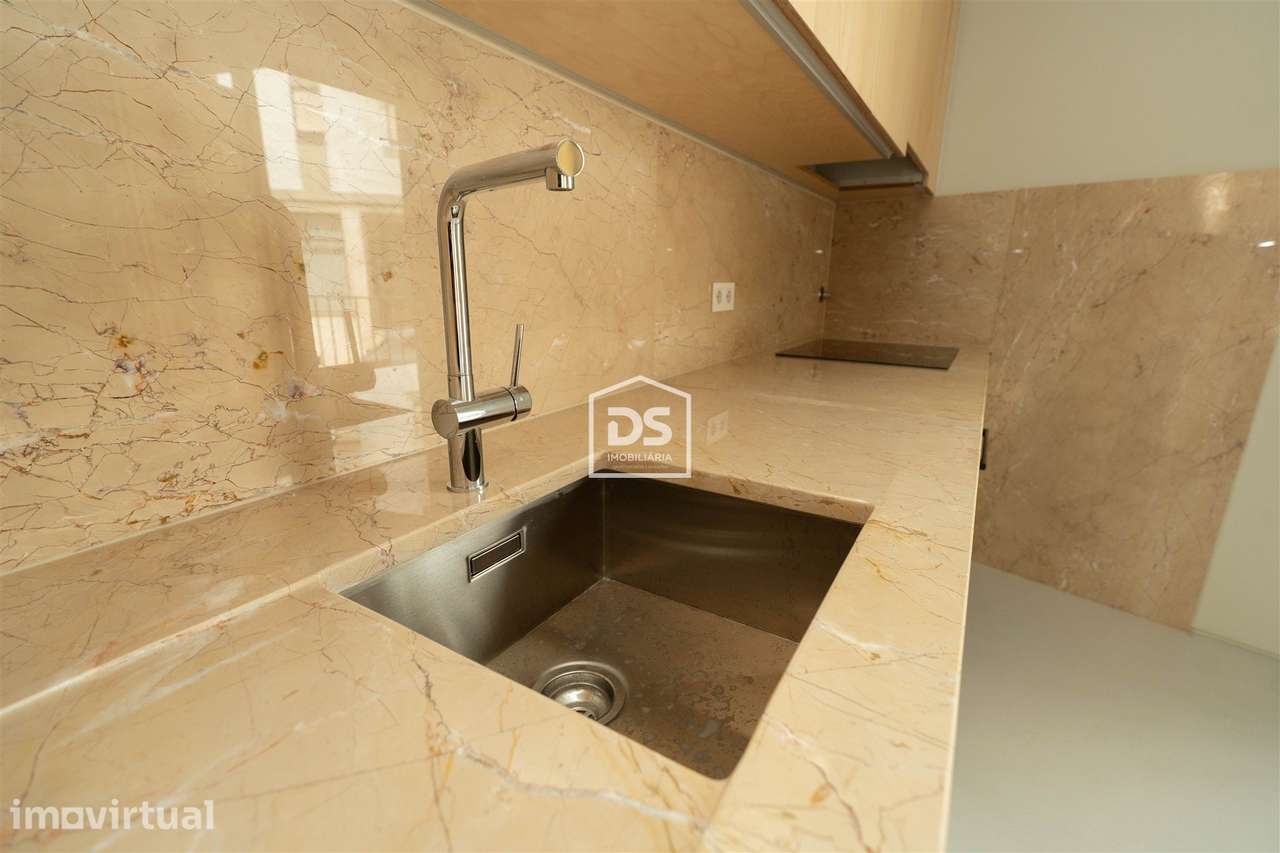 Apartamento Dourado T4 duplex - Grande imagem: 4/32