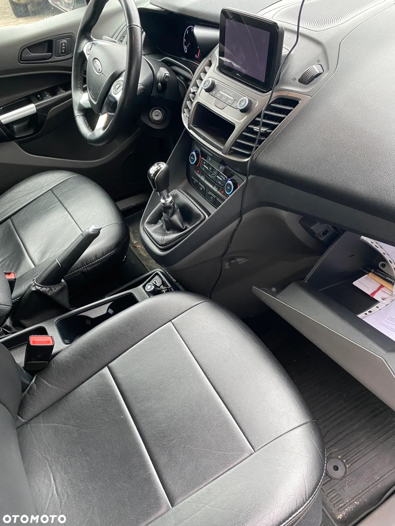 Ford Tourneo Connect 1.5 EcoBlue Titanium - 34