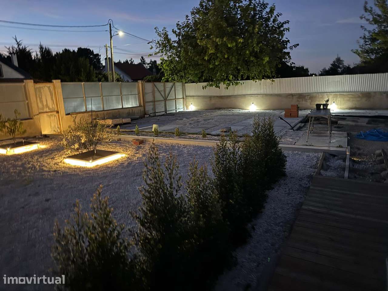 Terreno Urbano Sem Viabilidade de Construção - Grande imagem: 3/10