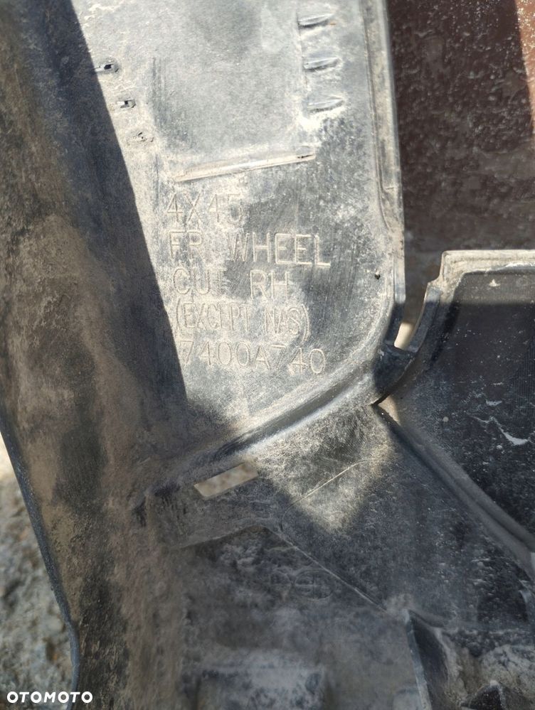 listwa na błotnik prawa przód mitsubishi eclipse cross 7400a740 - 9