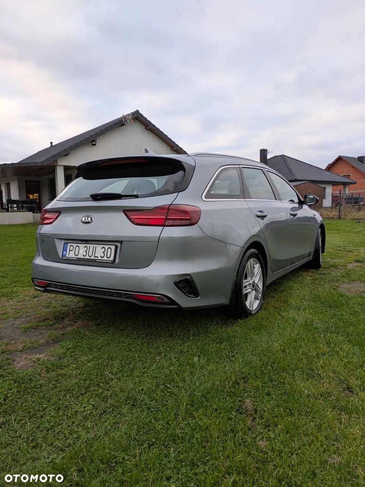 Kia Ceed 1.5 T-GDI M - 3