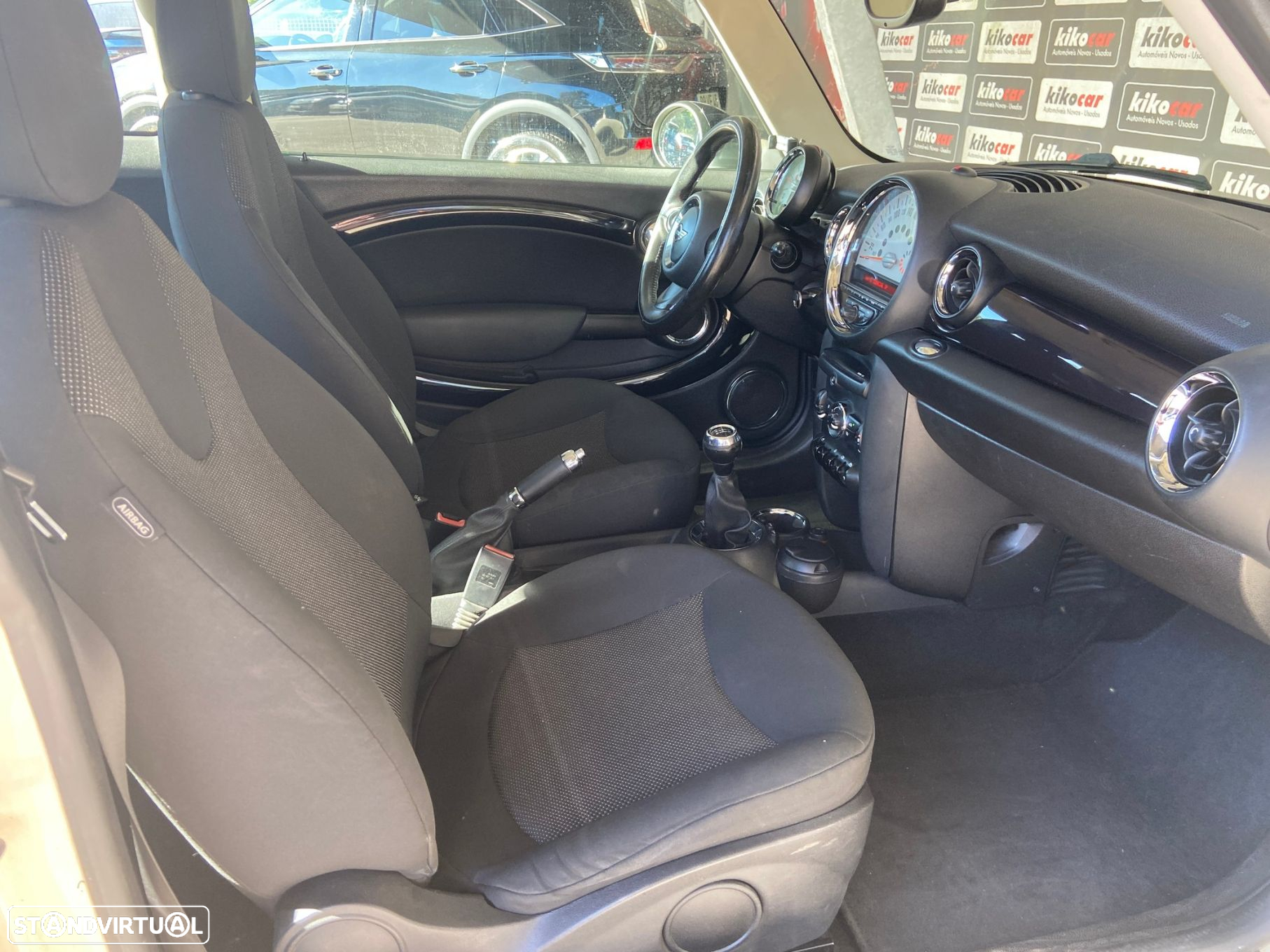 MINI 3 Portas Cooper D - 22