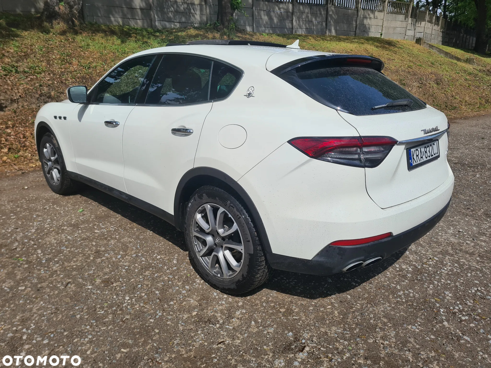 Maserati Levante - 3