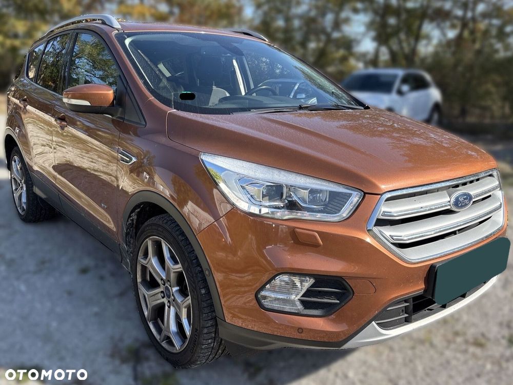 Ford Kuga - 32