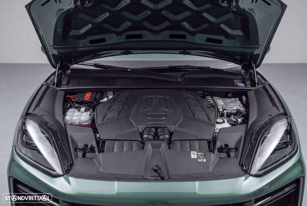 Porsche Cayenne Turbo E-Hybrid Tiptronic S - 8