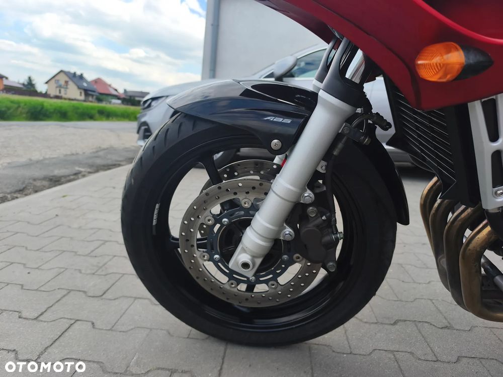 Yamaha FZ6 - 8
