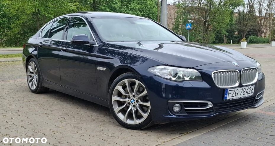 BMW Seria 5 530d Sport-Aut Luxury Line - 2