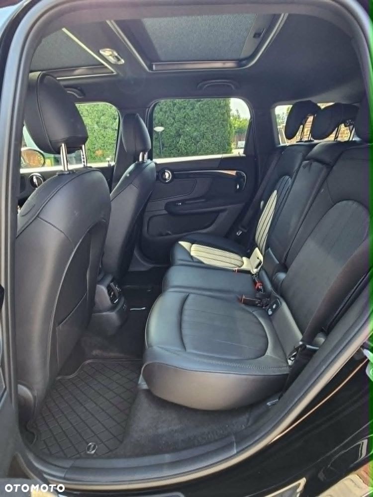 MINI John Cooper Works - 11
