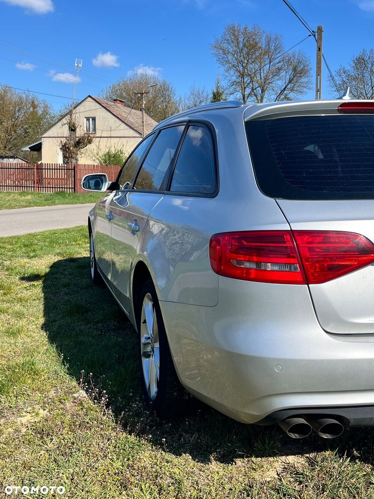 Audi A4 Avant 2.0 TDI - 11