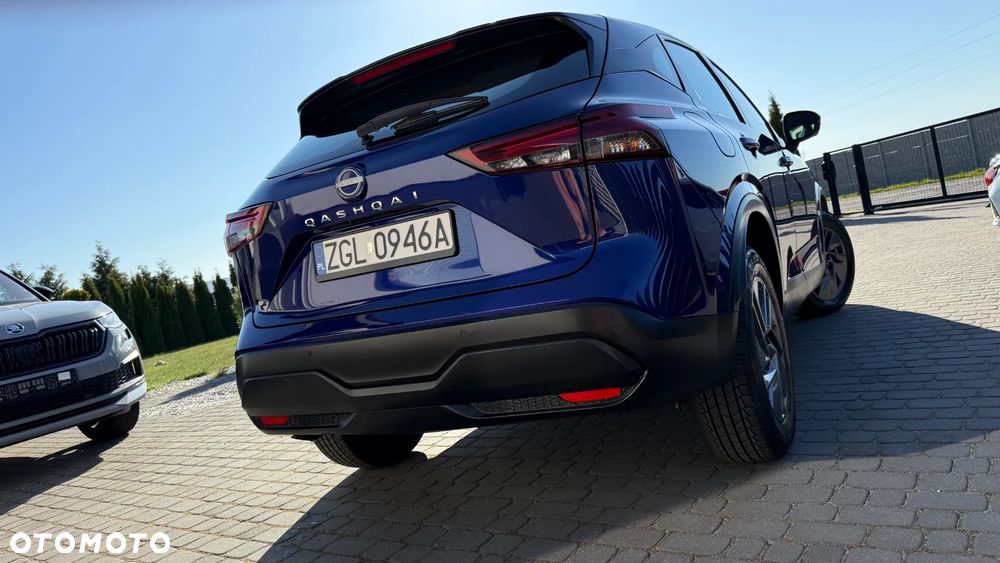 Nissan Qashqai 1.3 DIG-T MHEV Acenta Xtronic - 4