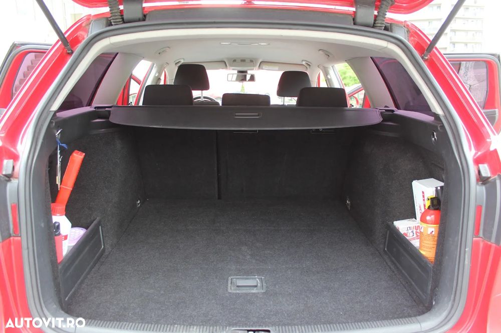 Volkswagen Passat 2.0 TDI BlueMotion Technology Comfortline - 13