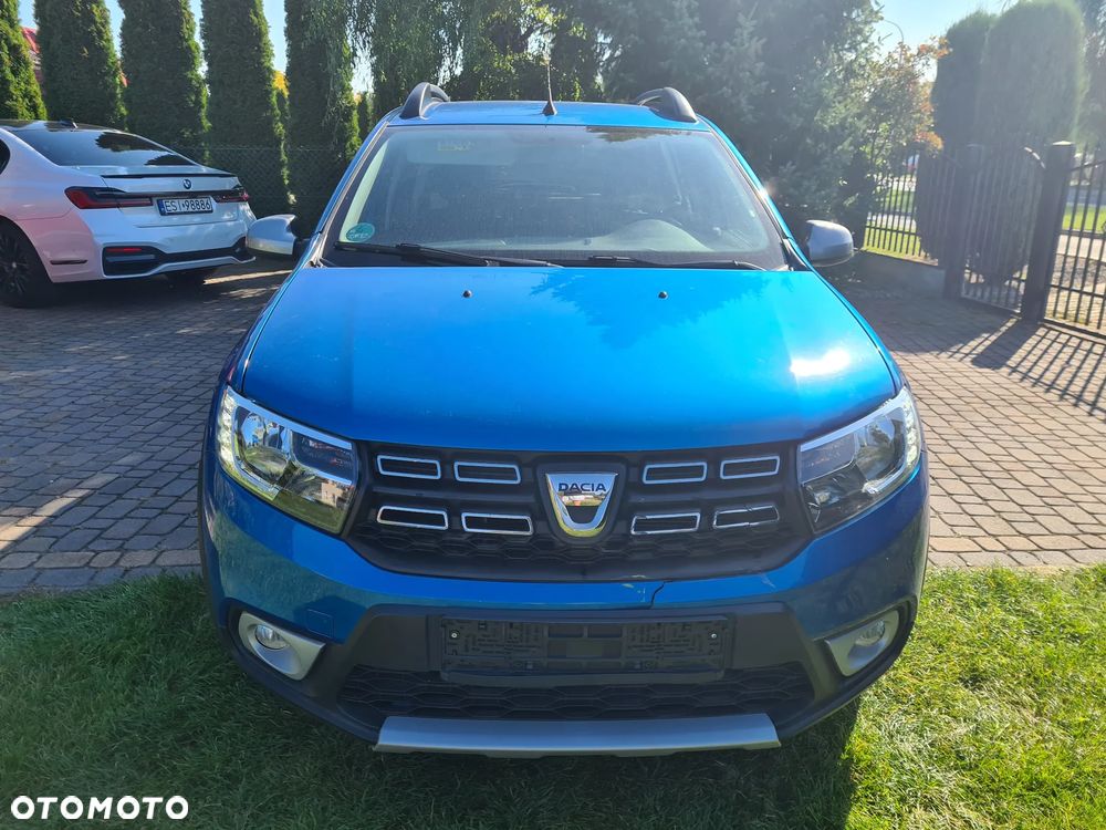 Dacia Sandero Stepway TCe 90 (S&S) Essential - 4