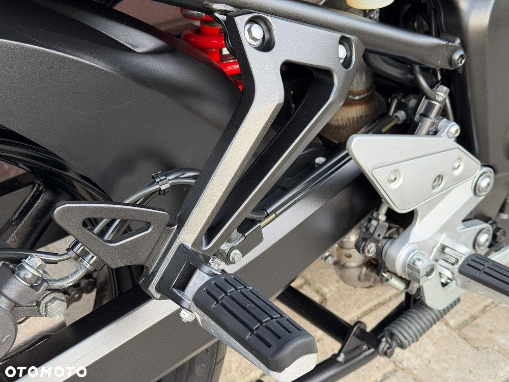 Yamaha FZ6 - 26