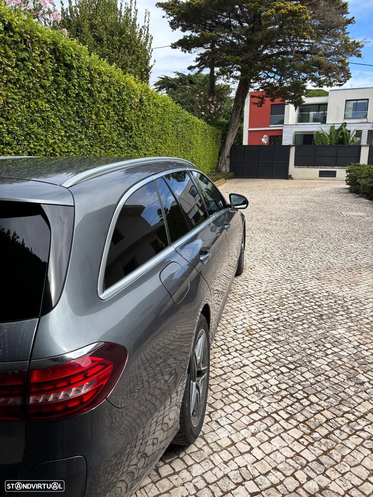 Mercedes-Benz E 300 de AMG Line - 4