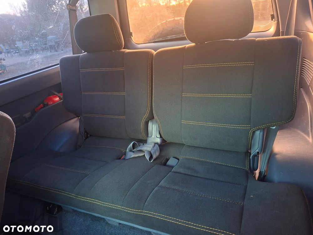 Toyota Land Cruiser KJ90 3.0 TD - 29