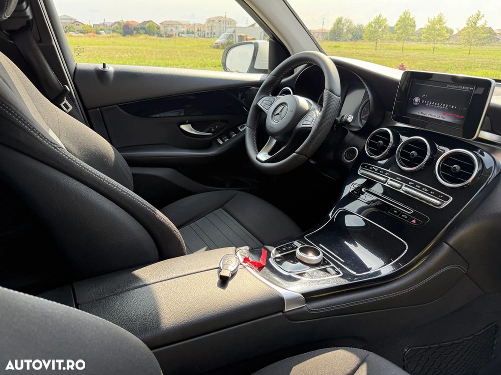 Mercedes-Benz GLC 220 d 4MATIC - 11