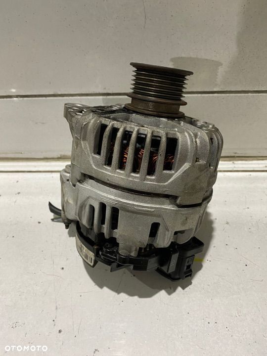 Alternator Volkswagen Polo III lift 1.4 - 1