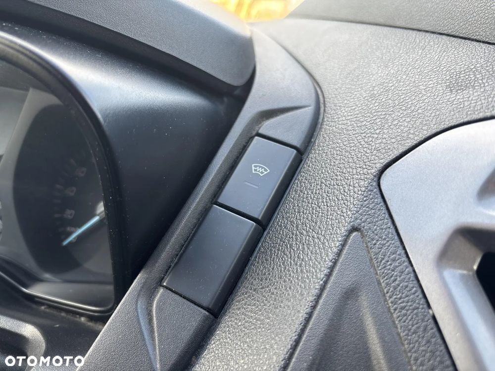 Ford Transit Custom - 28