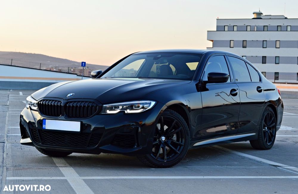 BMW Seria 3 330i AT - 2