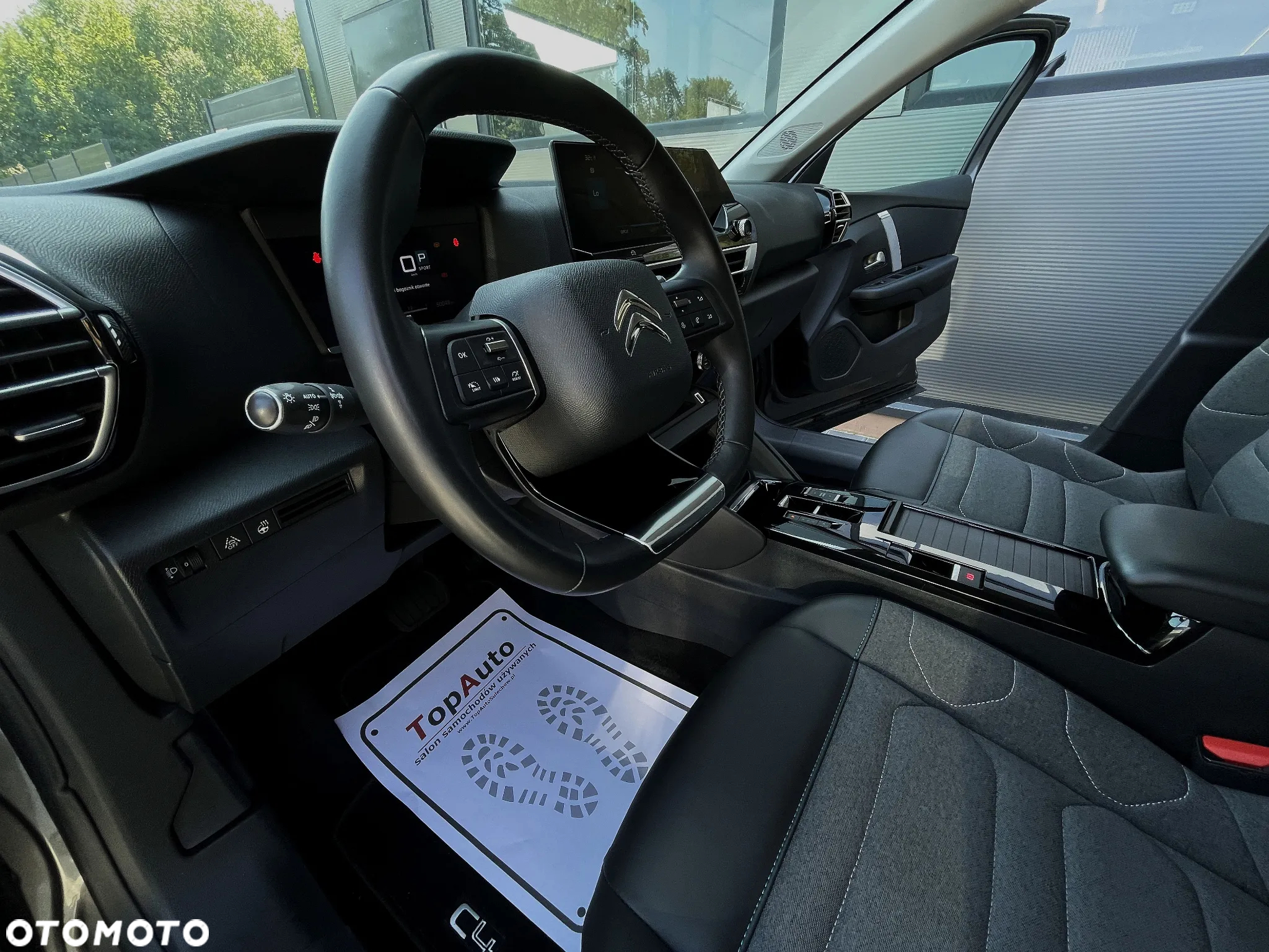 Citroën C4 PureTech 130 Stop&Start EAT8 SHINE - 19