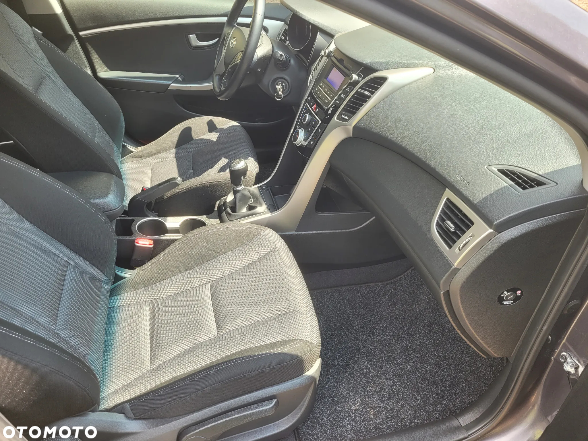 Hyundai i30 blue 1.6 GDI Trend - 17
