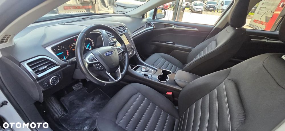 Ford Mondeo 2.0 EcoBlue Business Edition - 31